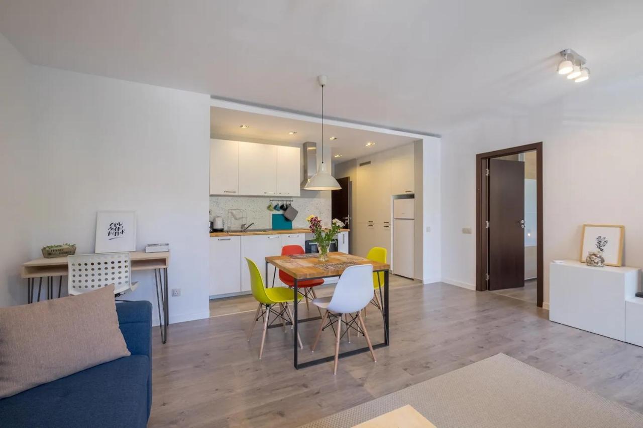 Quiet & Airy Modern Apt. Top Centre Free Parking Sofia Bagian luar foto